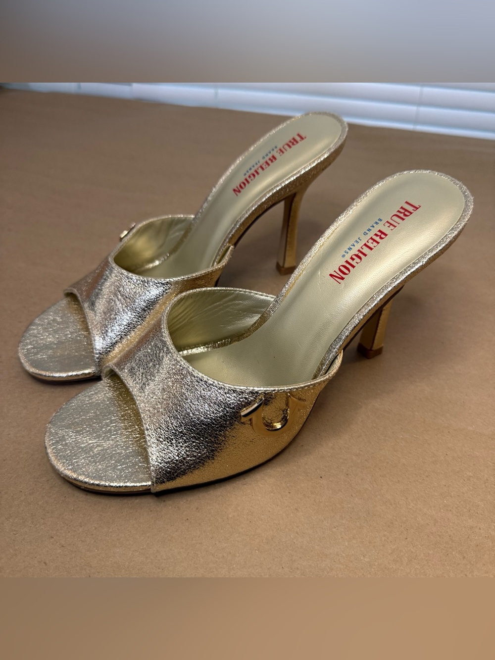 True Religion Metallic Gold Open-Toe Mule Heels with Slip-On Vamp